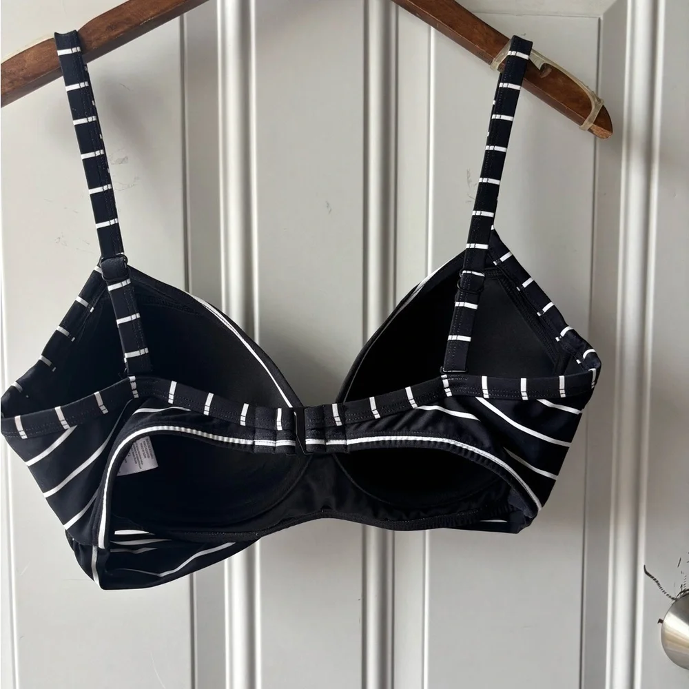 Beach House Black and White Striped Wireless Bra